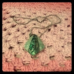 Retro Shell Necklace